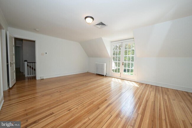 Building Photo - 504 Harriton Rd
