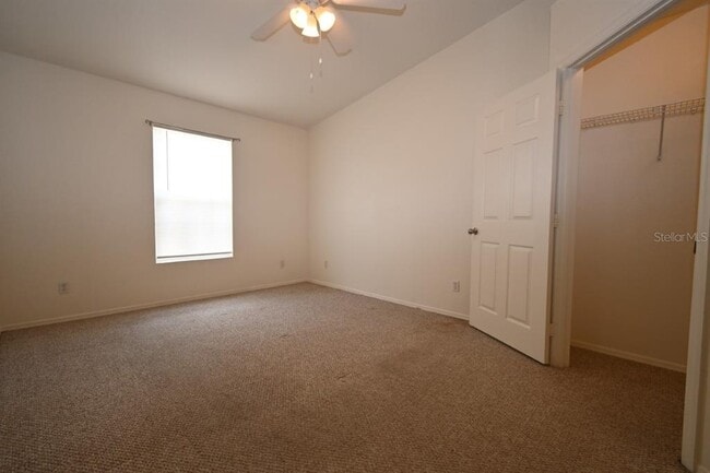 Building Photo - 36015 Deer Creek Dr