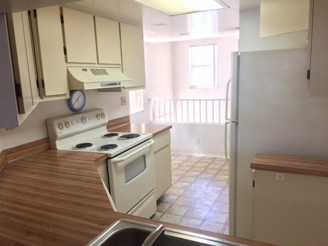 Building Photo - 2807 N Course Dr