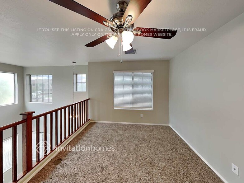 Building Photo - 27424 N 63rd Dr