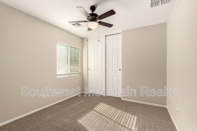 Building Photo - 4136 E Sierrita Rd