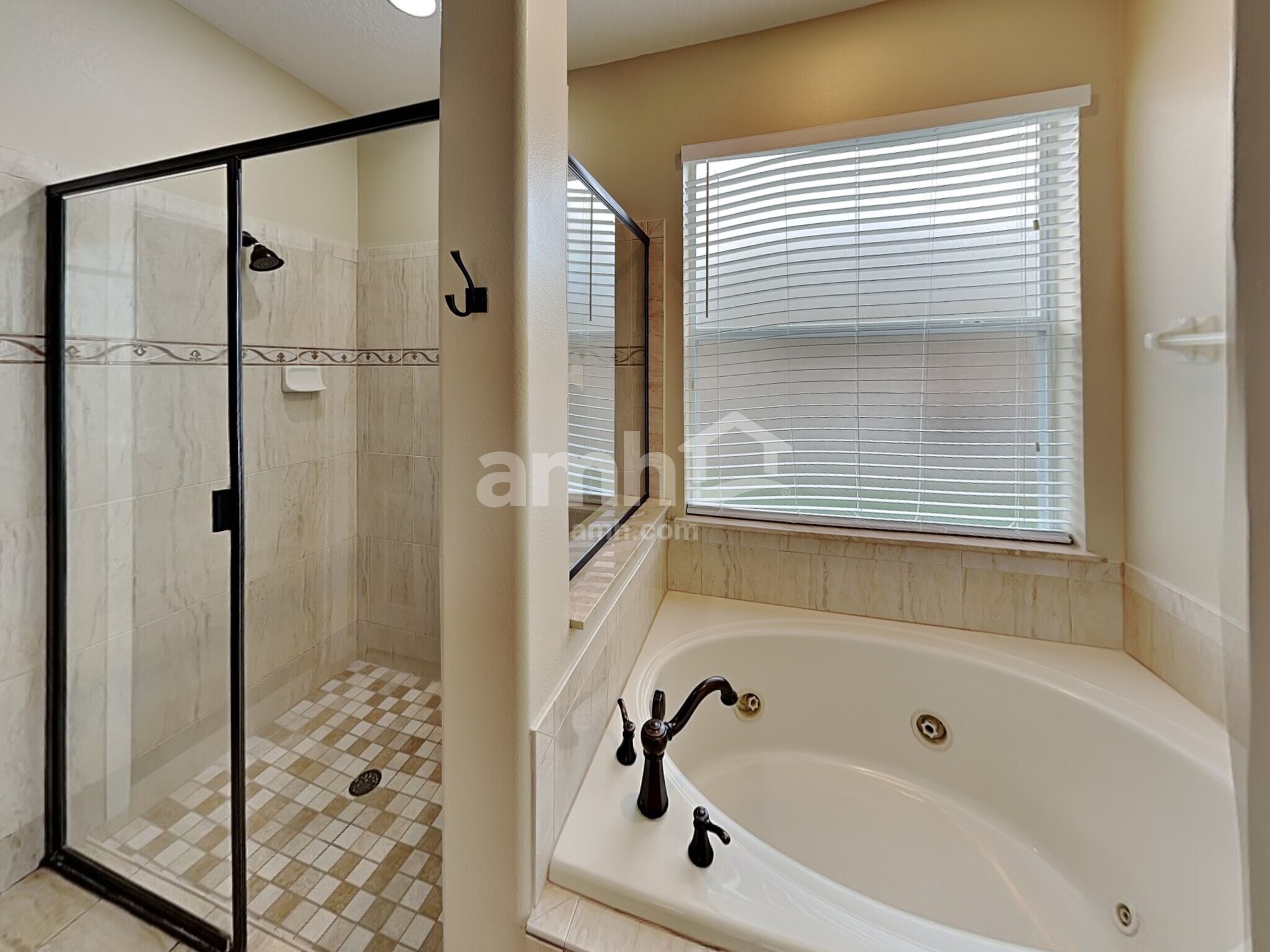 Building Photo - 1598 Song Sparrow Ct