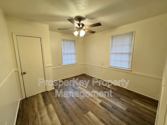 Building Photo - 1436 Brewer Ave