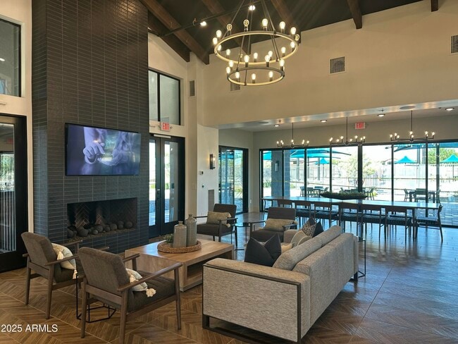 Building Photo - 15849 W Gray Fox Trl