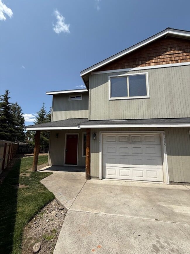 Building Photo - 61385 Sally Ln