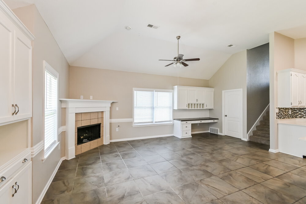 Building Photo - 6308 Acree Ln