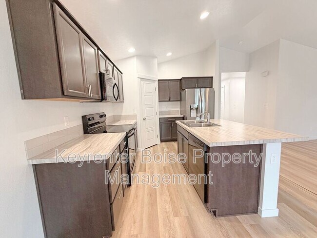 Building Photo - 2929 W Silver River St