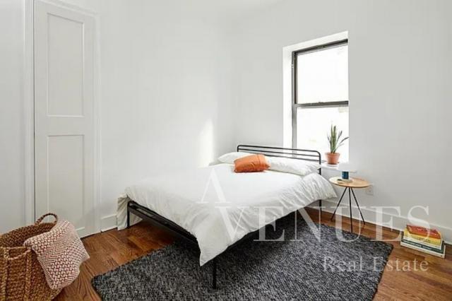 Building Photo - 4 bedroom in Brooklyn NY 11226