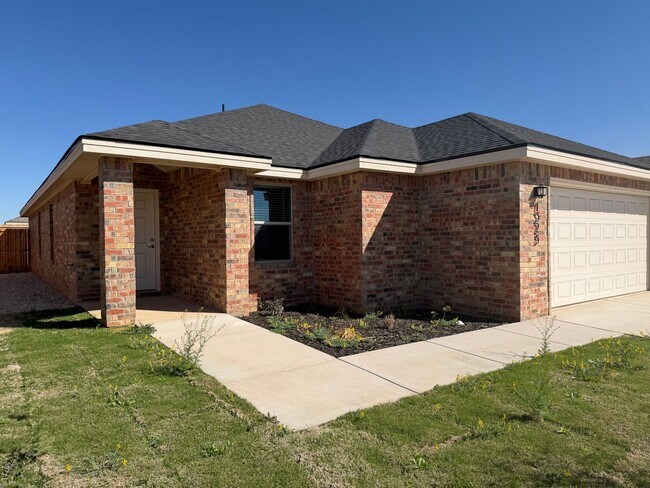 Building Photo - Brand-New 3-Bed, 2-Bath Home in Lee High District