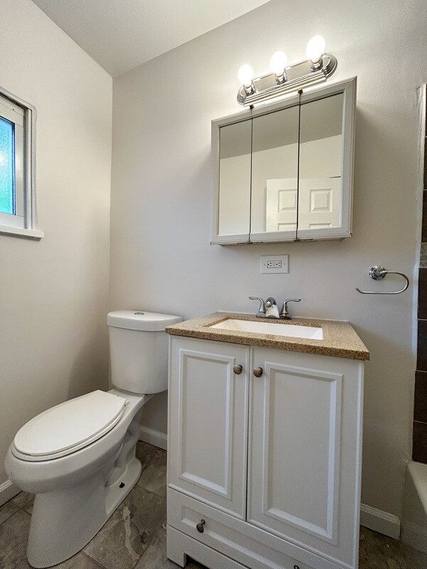 Primary Photo - 1404 Wareman Ave