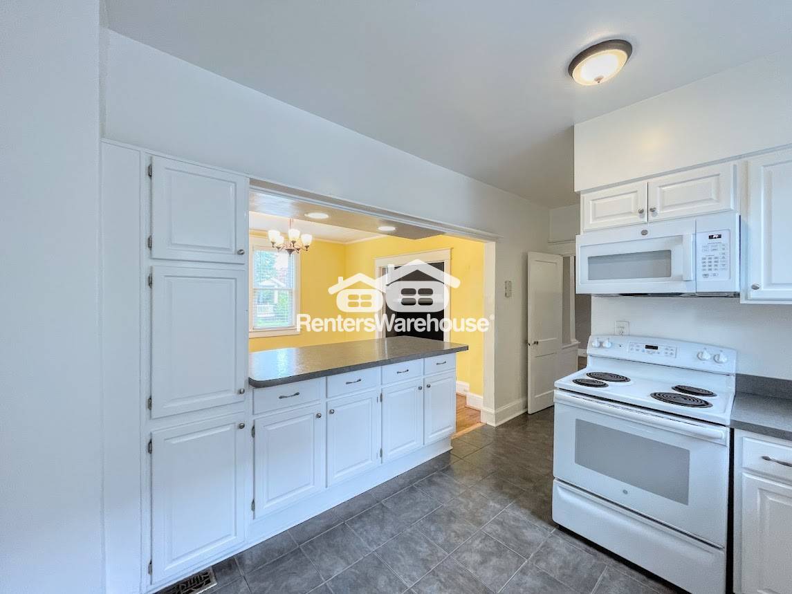 Building Photo - 3641 Nottaway St