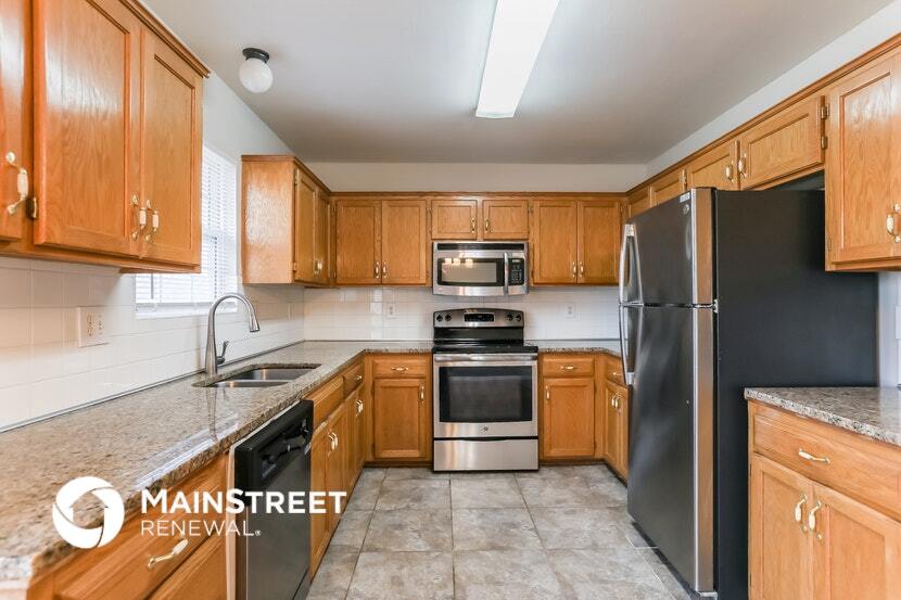 Building Photo - 960 N Walnut St