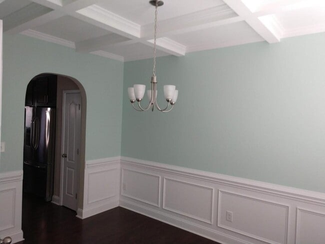 Building Photo - 150 Tipperary St