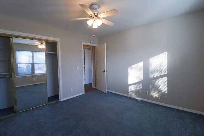 Building Photo - 3 Bed | 2 Bath | Tulsa