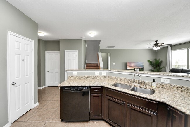 Building Photo - 1601 Bel Riposo Ln