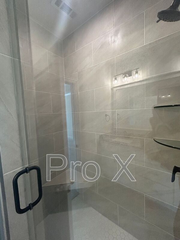 Building Photo - 2401 Salmon St