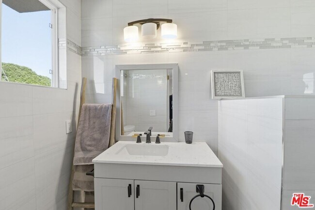 Building Photo - 6400 Pacific Ave