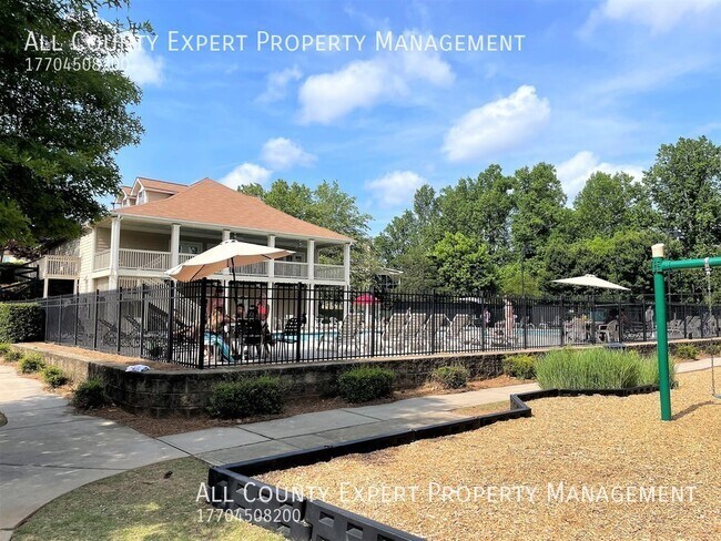 Building Photo - 4845 Frontier Dr
