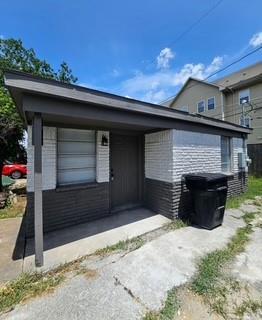 Building Photo - 3837 Mt Pleasant St