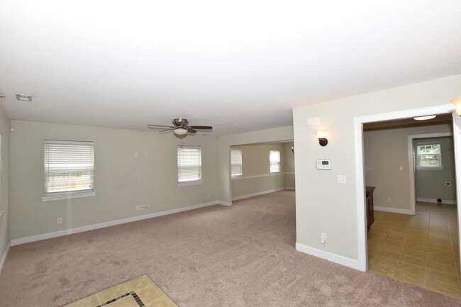 Building Photo - 4923 Krick St