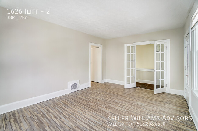 Building Photo - New 3BD avail now - private porch, too