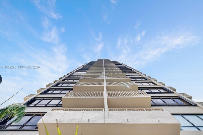 Building Photo - 11113 Biscayne Blvd