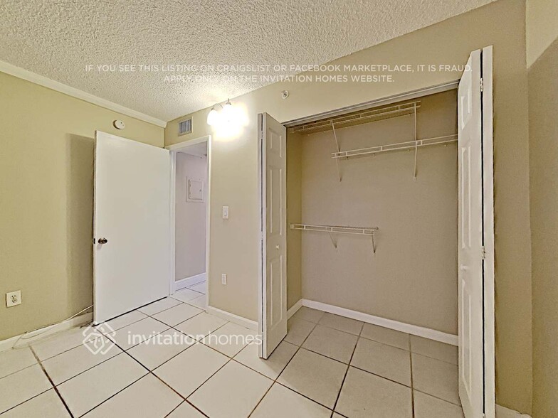 Building Photo - 8650 SW 133rd Avenue Rd