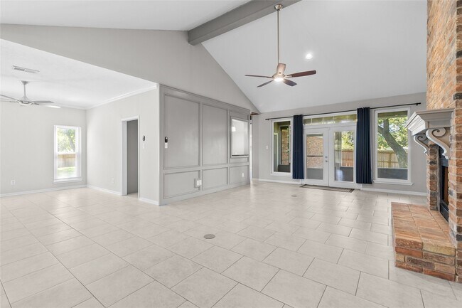 Building Photo - 12195 Anderson Rd