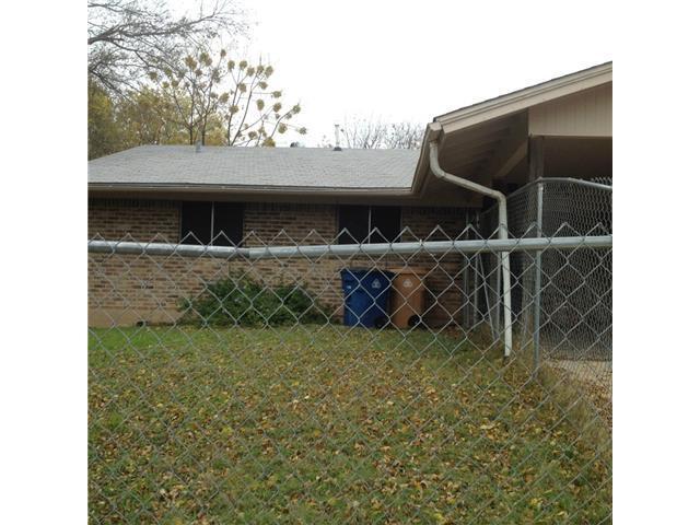 Building Photo - 1601 Rutland Dr