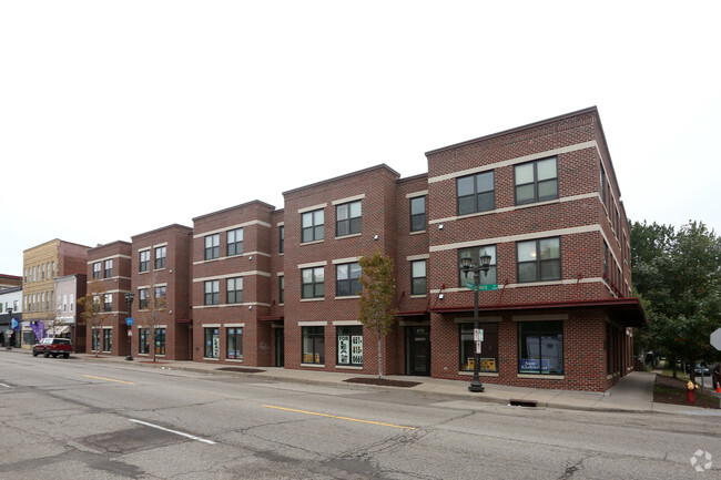 Building Photo - Winnipeg Apartments