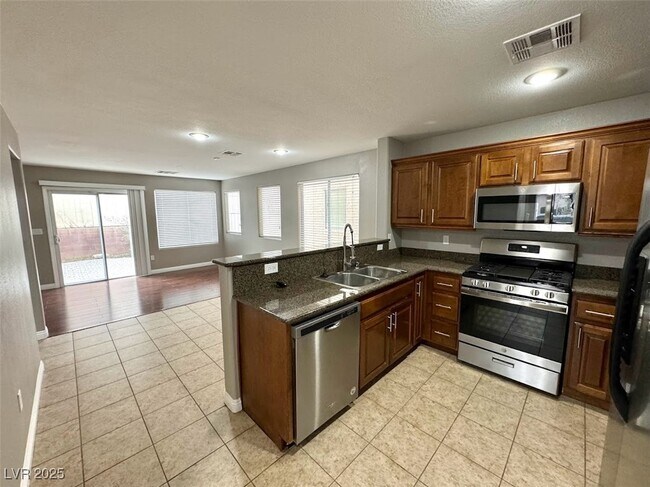 Building Photo - 8133 Stonyford Ct