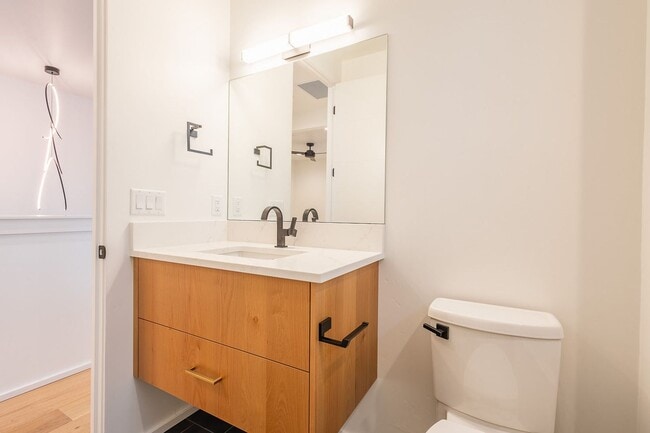 Building Photo - Brand New Townhouse in Luxury Neighborhood