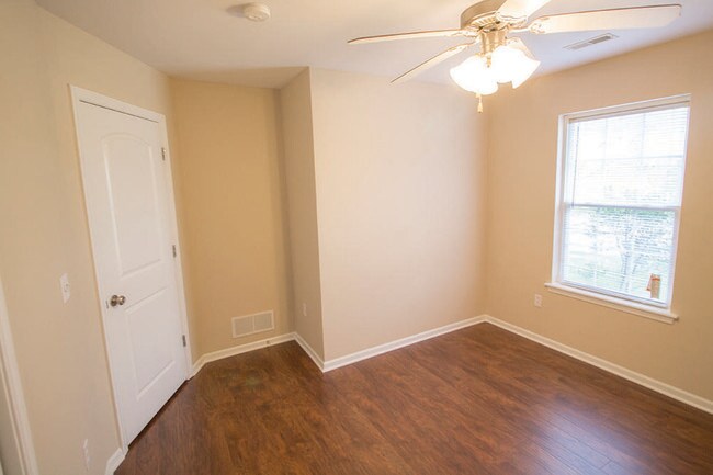 Building Photo - 2604 Mistywood Ct