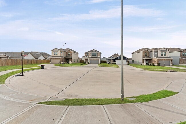 Building Photo - 1214 Mira Mar Ct