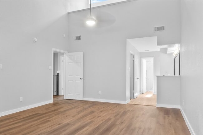 Building Photo - 668 Eldridge Pkwy