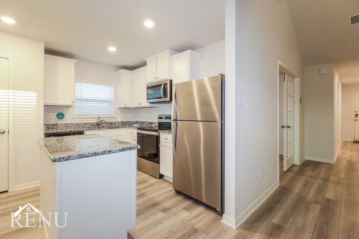Building Photo - 25506 Rose Creek Dr