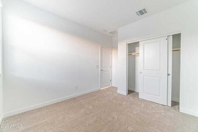 Building Photo - 3bed, 2bath Home