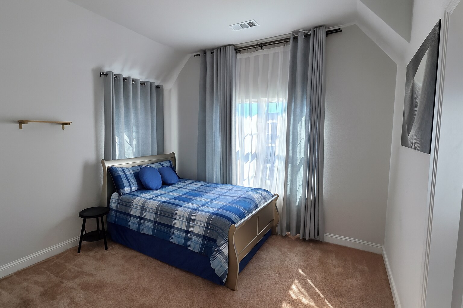 Building Photo - 1112 Maverick Dr