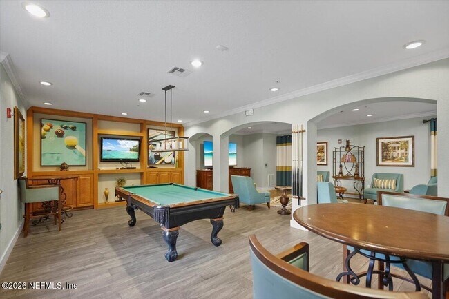 Building Photo - 8539 Gate Pkwy W