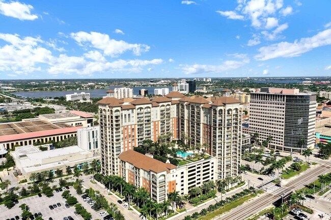 Building Photo - 550 Okeechobee Blvd