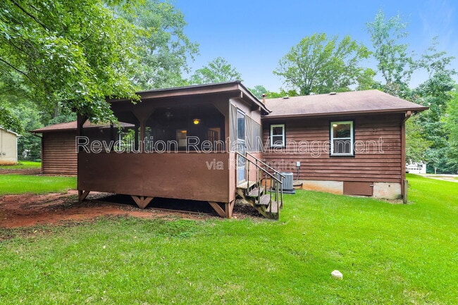 Building Photo - 175 Highland Cir