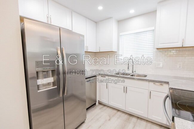 Building Photo - 4644 E Caballero St