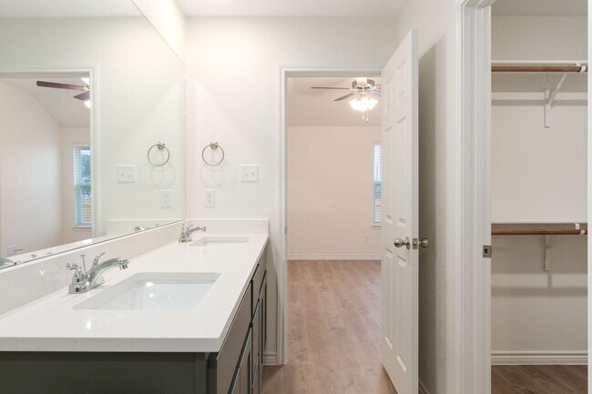 Building Photo - 1604 Pima Trail