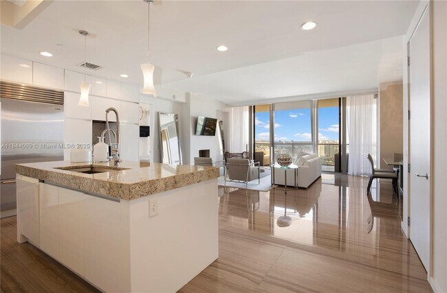 Building Photo - 9705 Collins Ave
