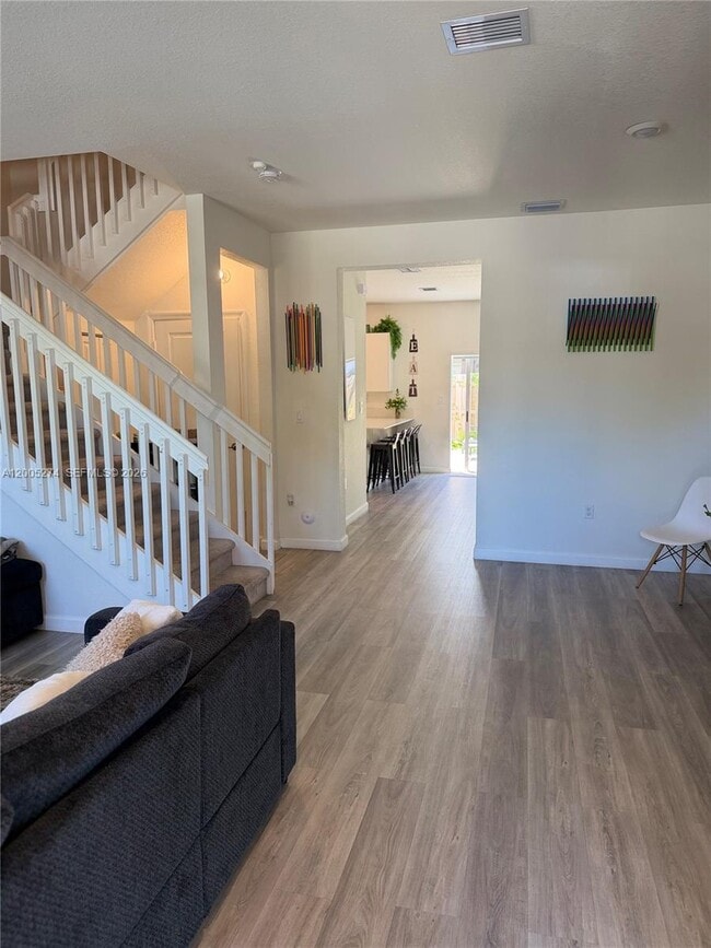 Building Photo - 1756 SE 26th Rd