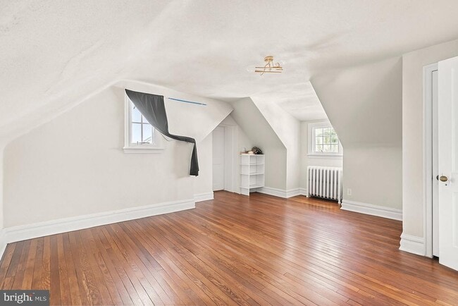 Building Photo - 5046 W Nevada St