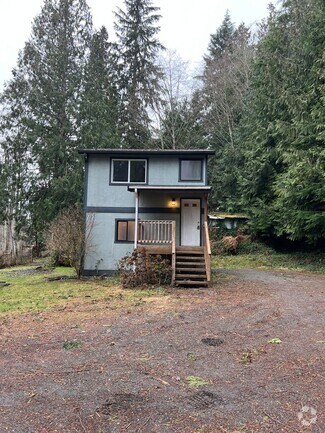 Building Photo - 2 bed 1 bath cottage in Snohomish