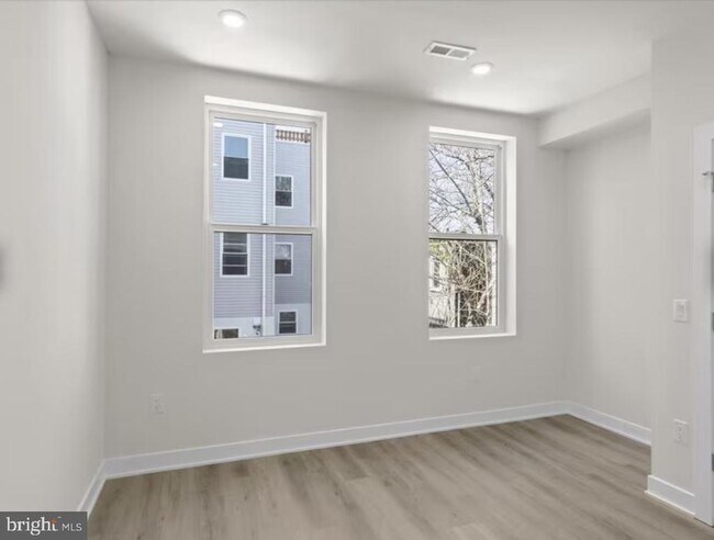 Building Photo - 638 N Shedwick St