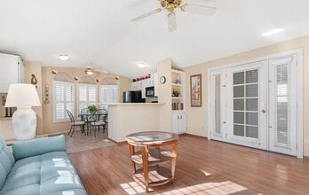 Building Photo - 6114 S Sawgrass Dr