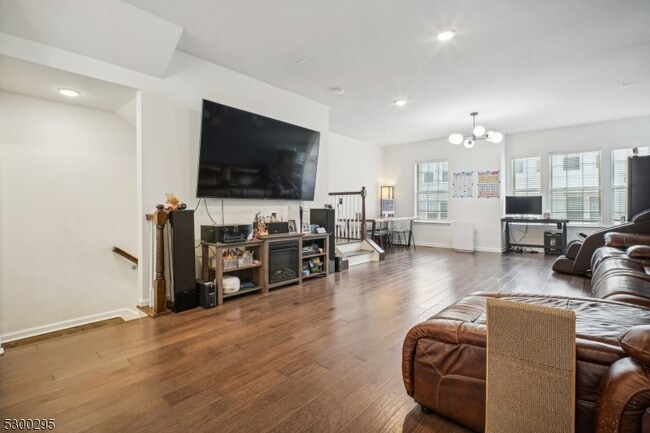 Building Photo - 29 Braeburn Ct